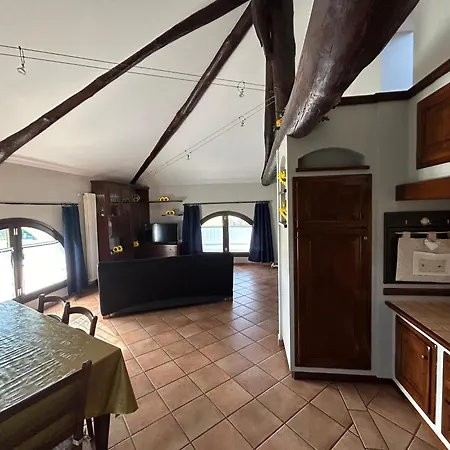 Apartmán Cascina Santa Marta House *