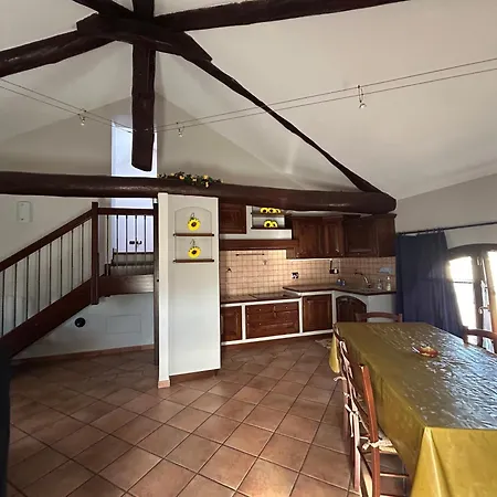 Lägenhet Cascina Santa Marta House *