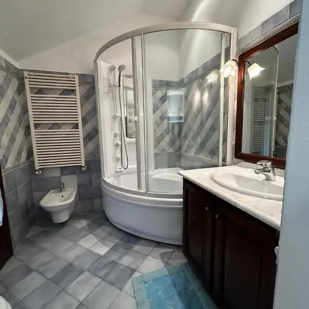 דירה Cascina Santa Marta House *